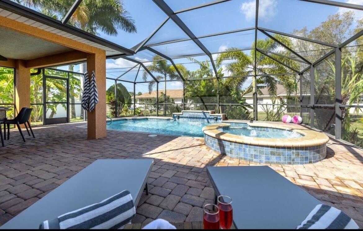 Tranquil Palms Heated Pool Spa Outdoor Tv & More Villa Cape Coral Exterior photo