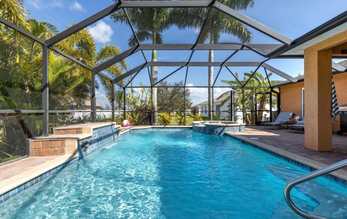 Tranquil Palms Heated Pool Spa Outdoor Tv & More Villa Cape Coral Exterior photo